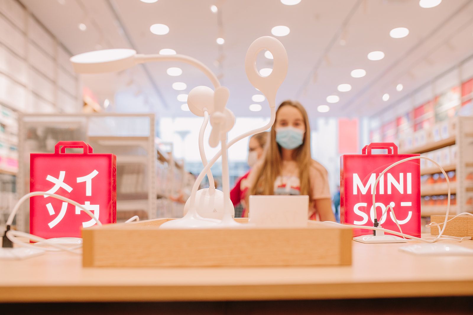 Miniso, el fenómeno mundial del diseño japonés, abre su quinta tienda en Madrid