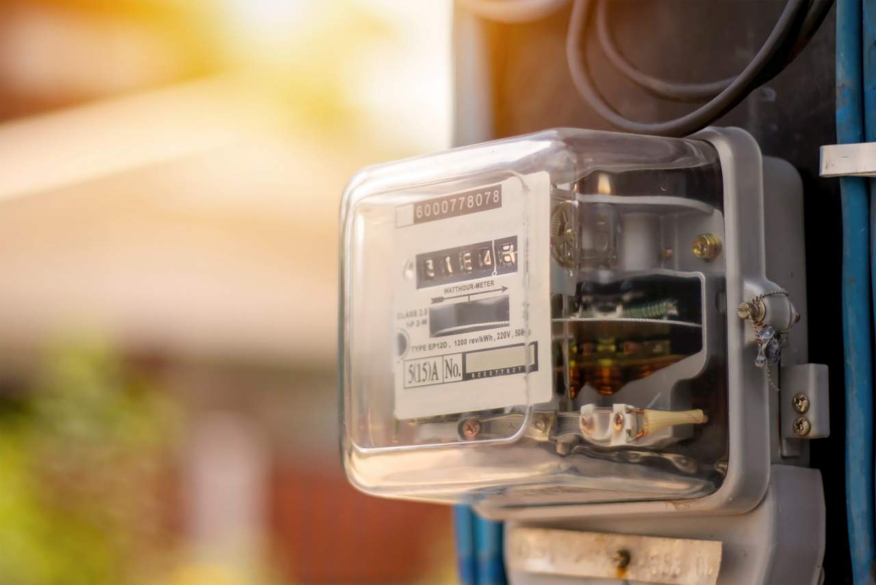 La Plataforma QAE es la plataforma ciudadana que denuncia la refacturación eléctrica por parte de las compañías eléctricas en los Tribunales