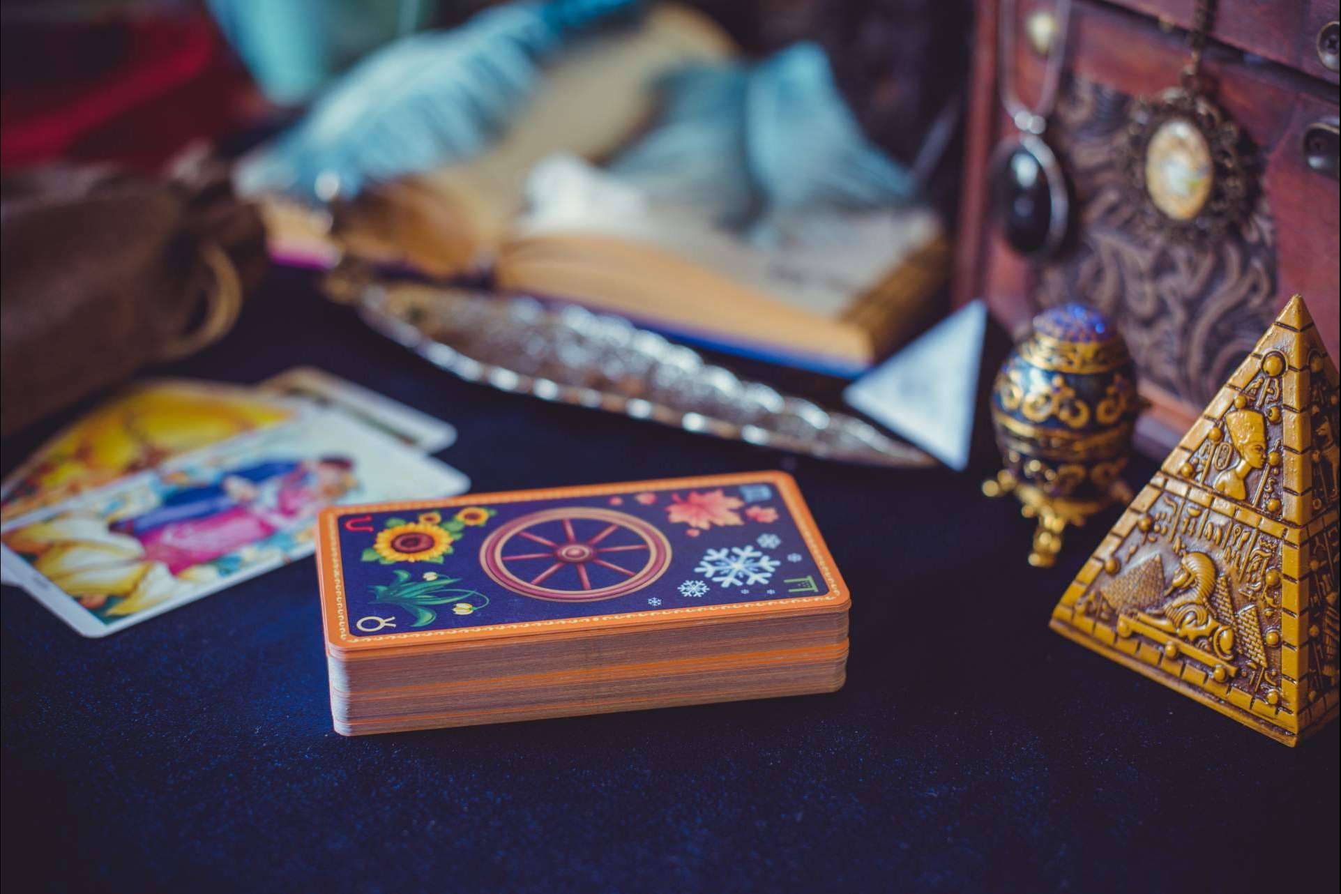 Nazaret Hermida destaca también en el tarot online