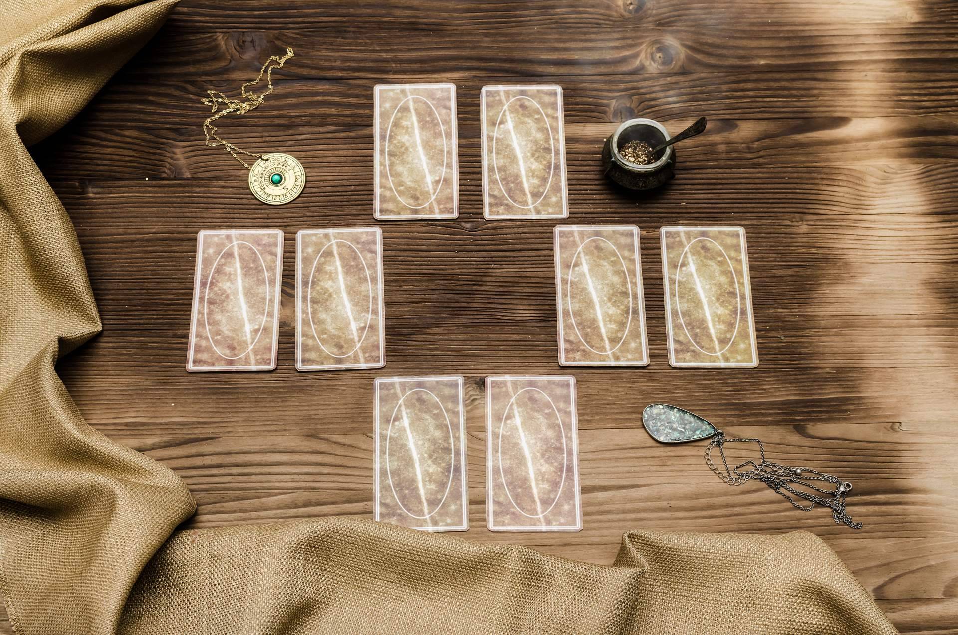 Cómo lograr la felicidad: Tarot Rosa Sastre