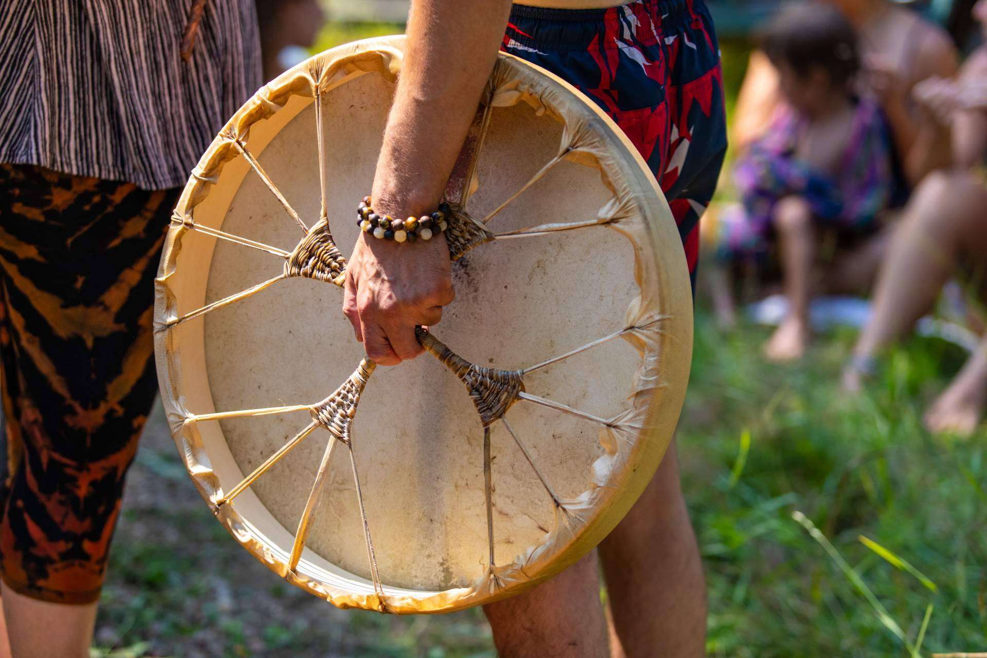 ¿Es importante el mundo espiritual en la vida diaria?: talleres sobre Rituales Chamánicos y Sistémicos de Meta Escola