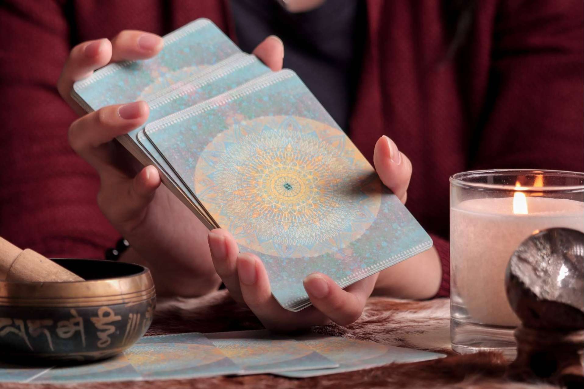 Respuestas a cualquier duda de la mano de Alicia Caballero y su tarot sin gabinete