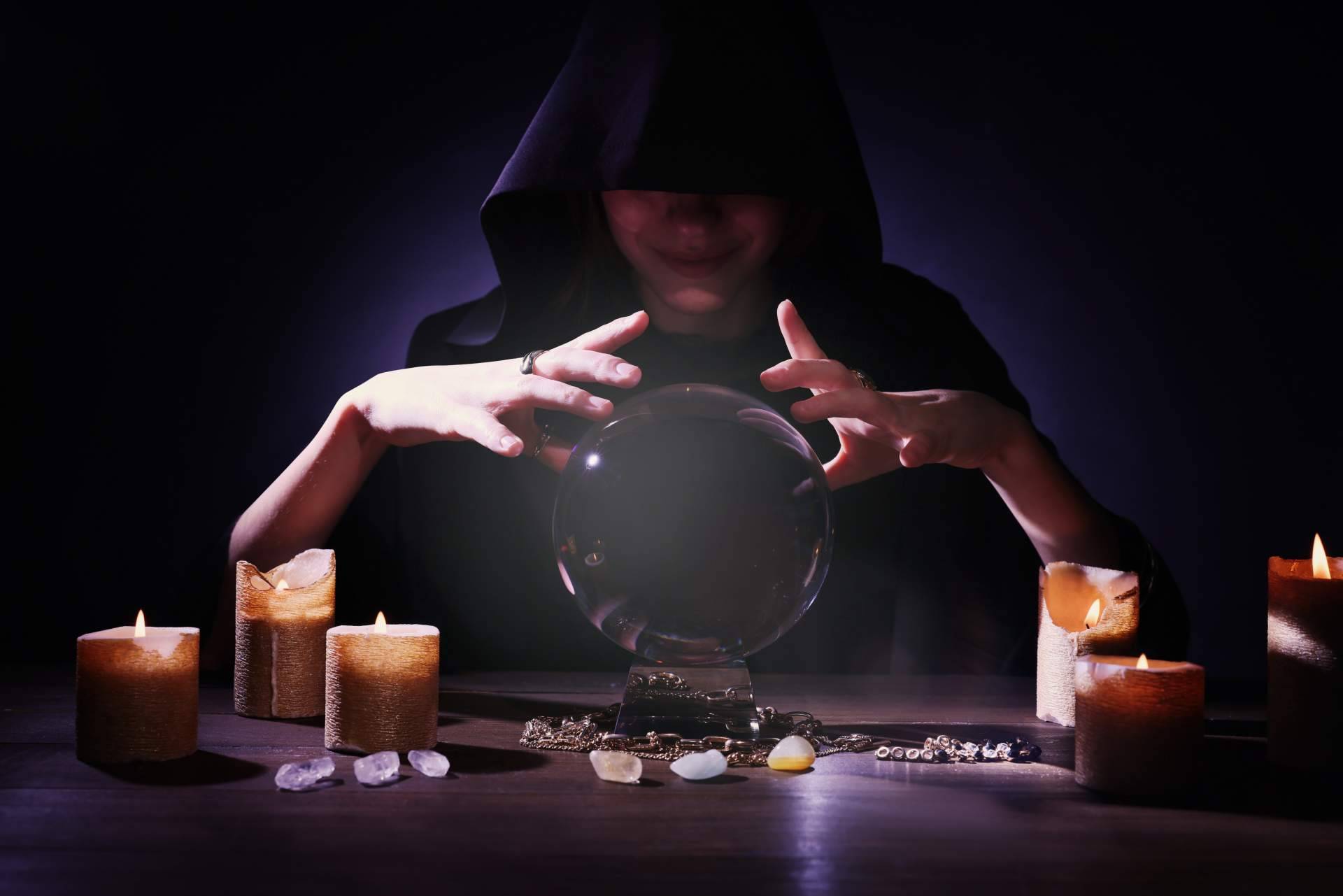 La Casa del Tarot y Videncia y los beneficios de internet para el tarot por chat