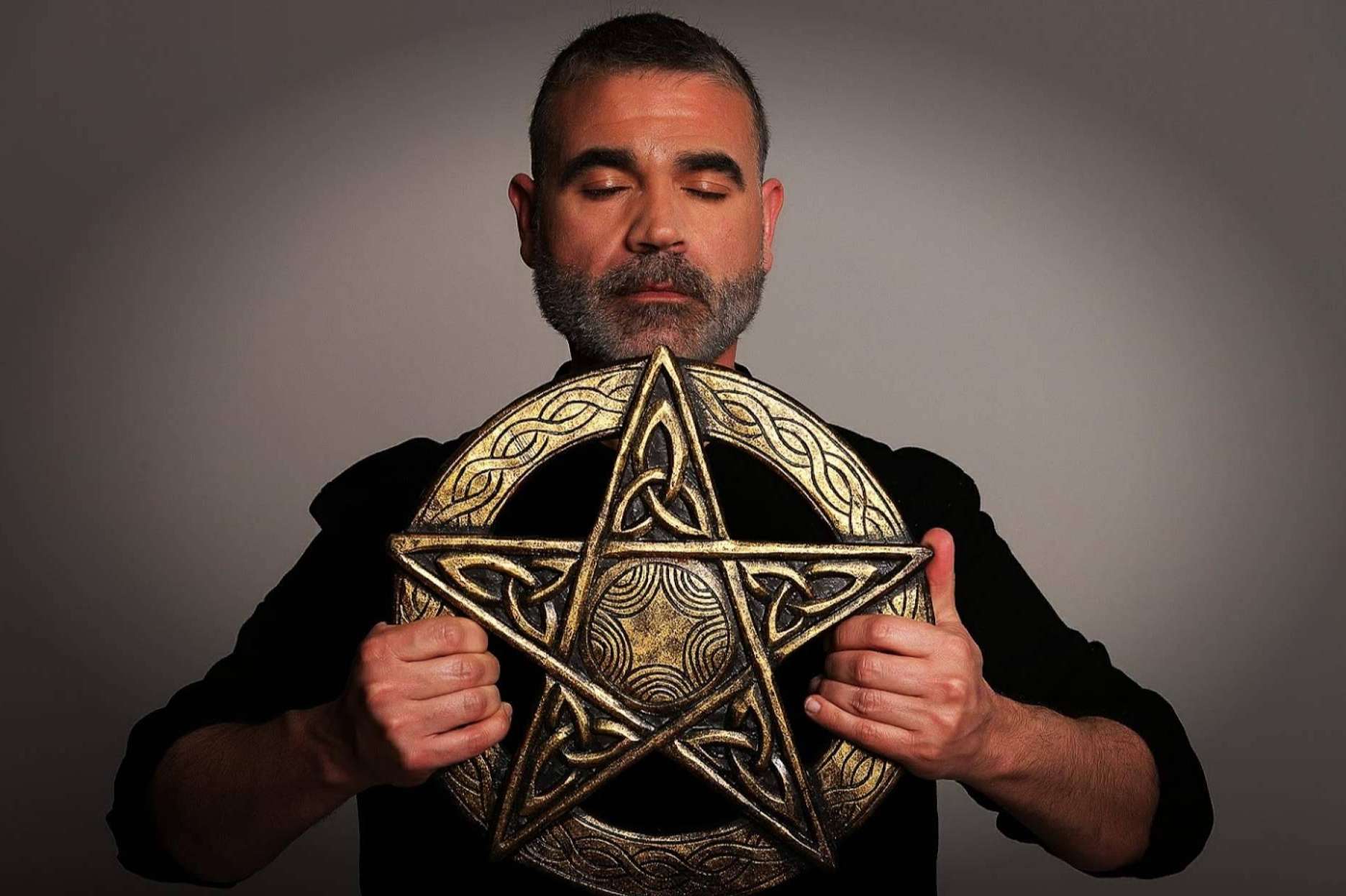 El tarot como guía para la transformación, el cambio y la vida, de la mano de Rubén Barea