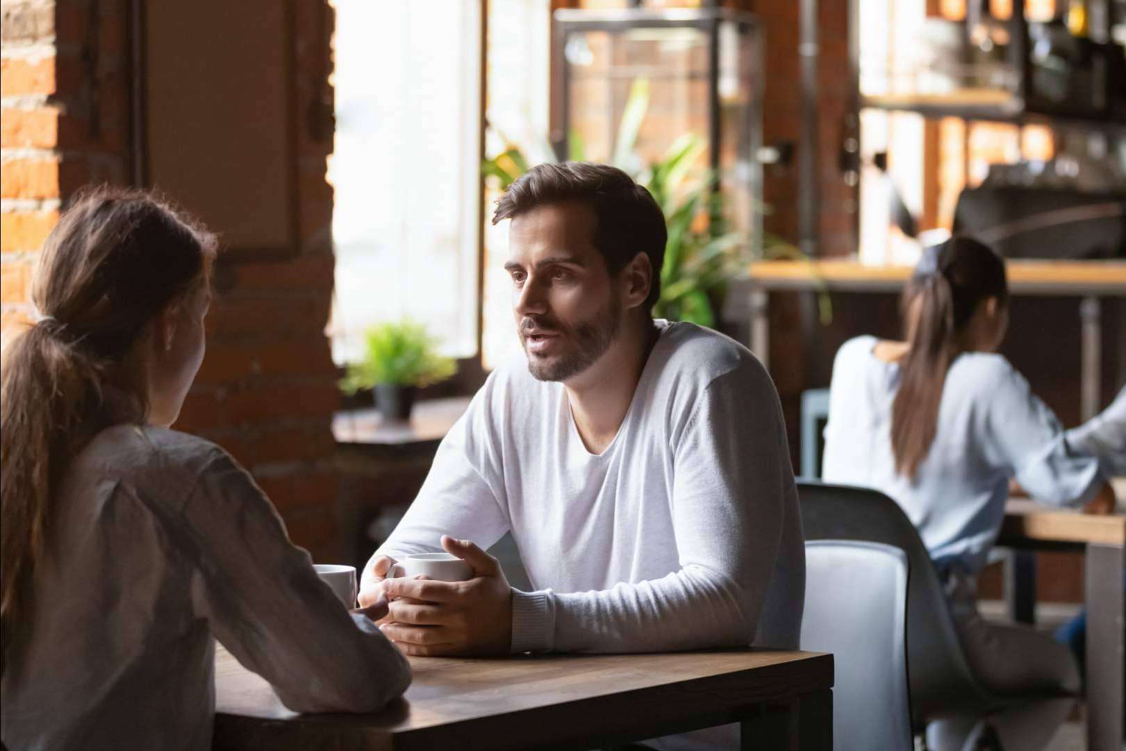 Una alternativa a las apps de citas en Barcelona son los eventos speed dating, por BeDazzling