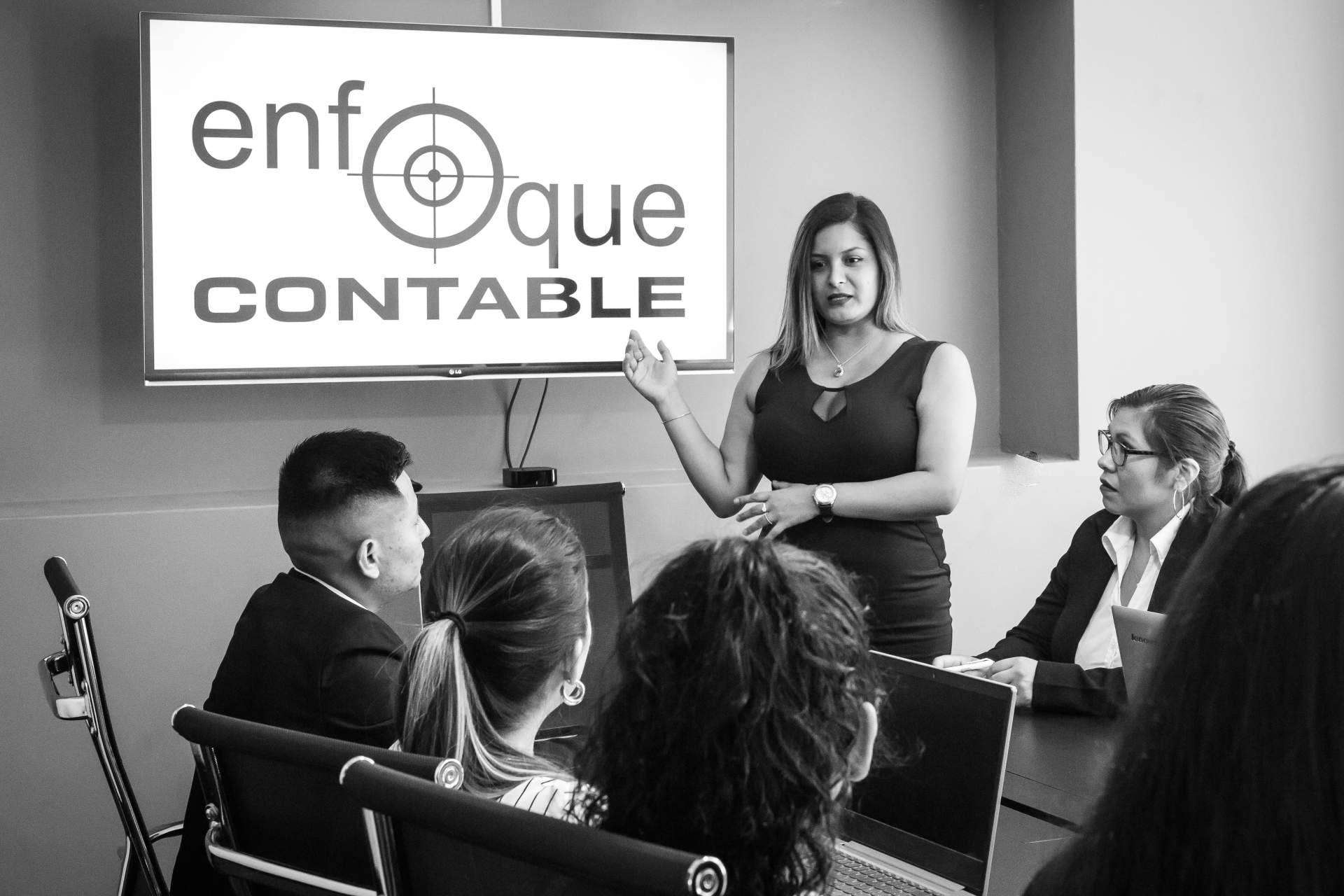 Perú, un destino atractivo para inversores extranjeros por su moneda y megapuerto estratégico