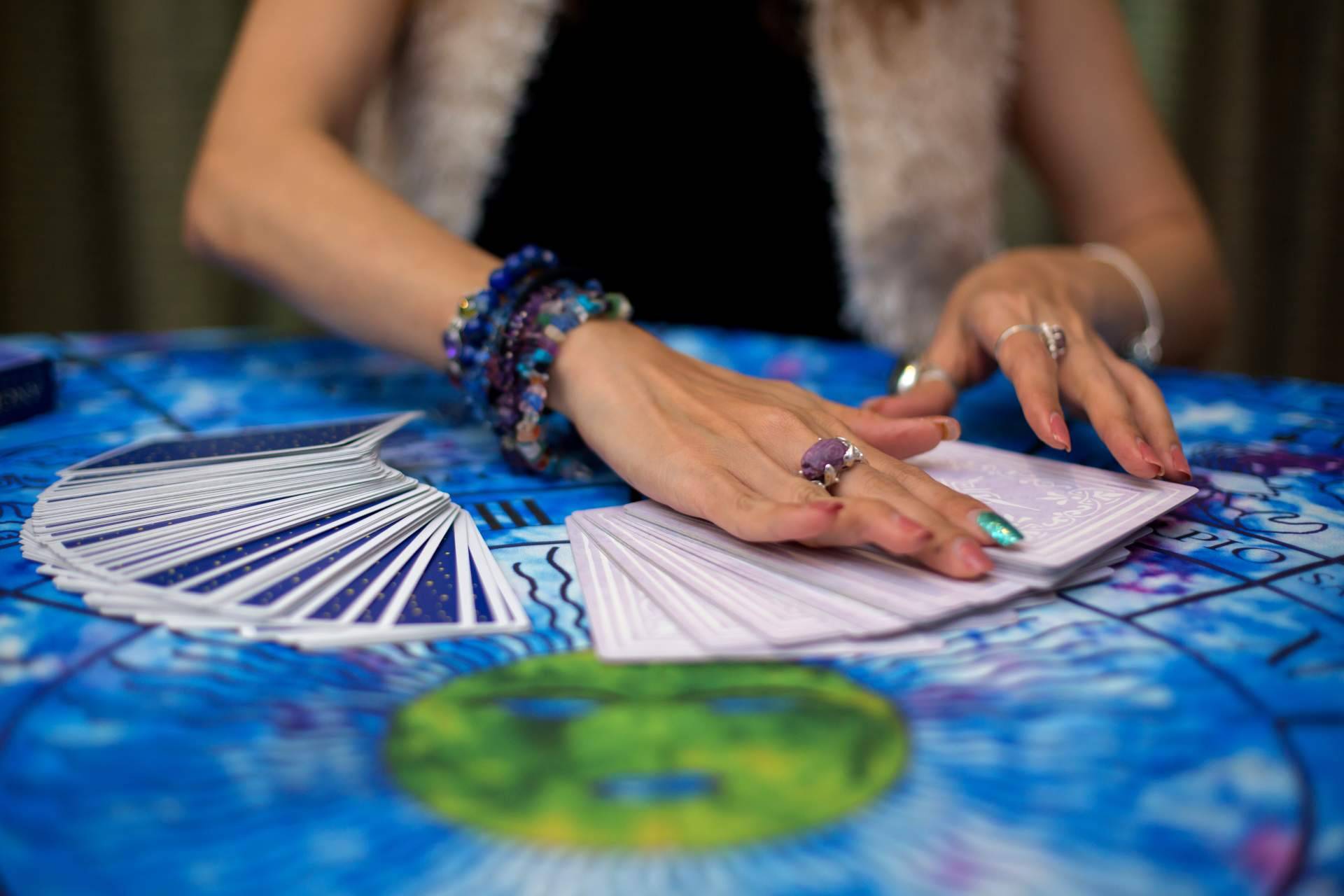 La experta en magia blanca pura, Mariela Gauna