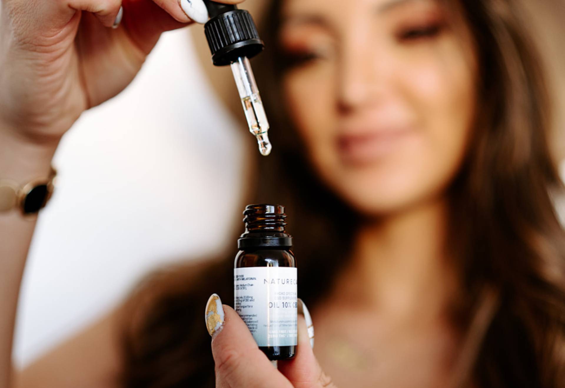Desmintiendo los mitos sobre el CBD; qué dice la ciencia y los consumidores sobre el cannabidiol
