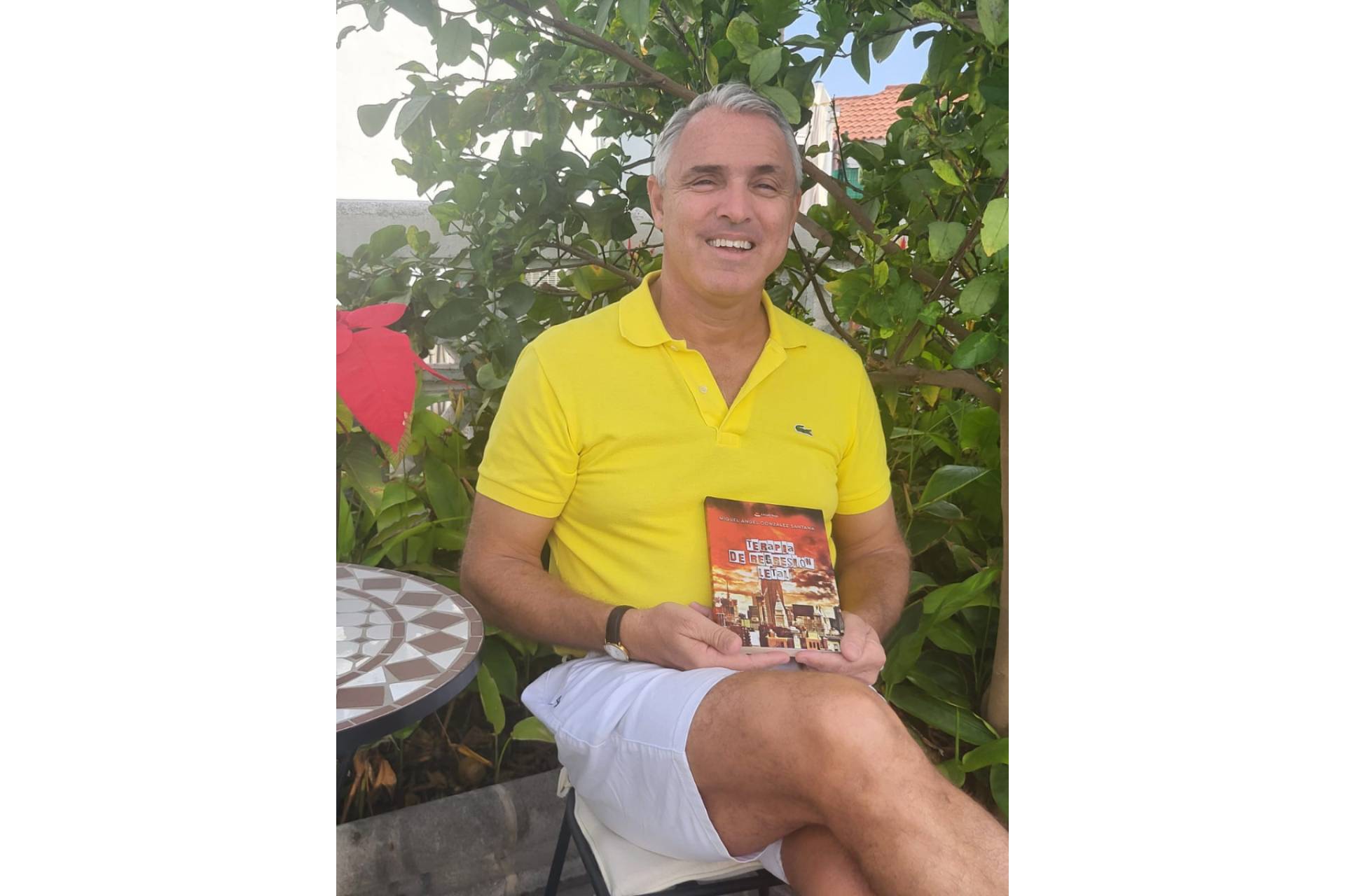 Miguel Ángel González Santana irrumpe en la novela negra con ´Terapia de regresión letal´.