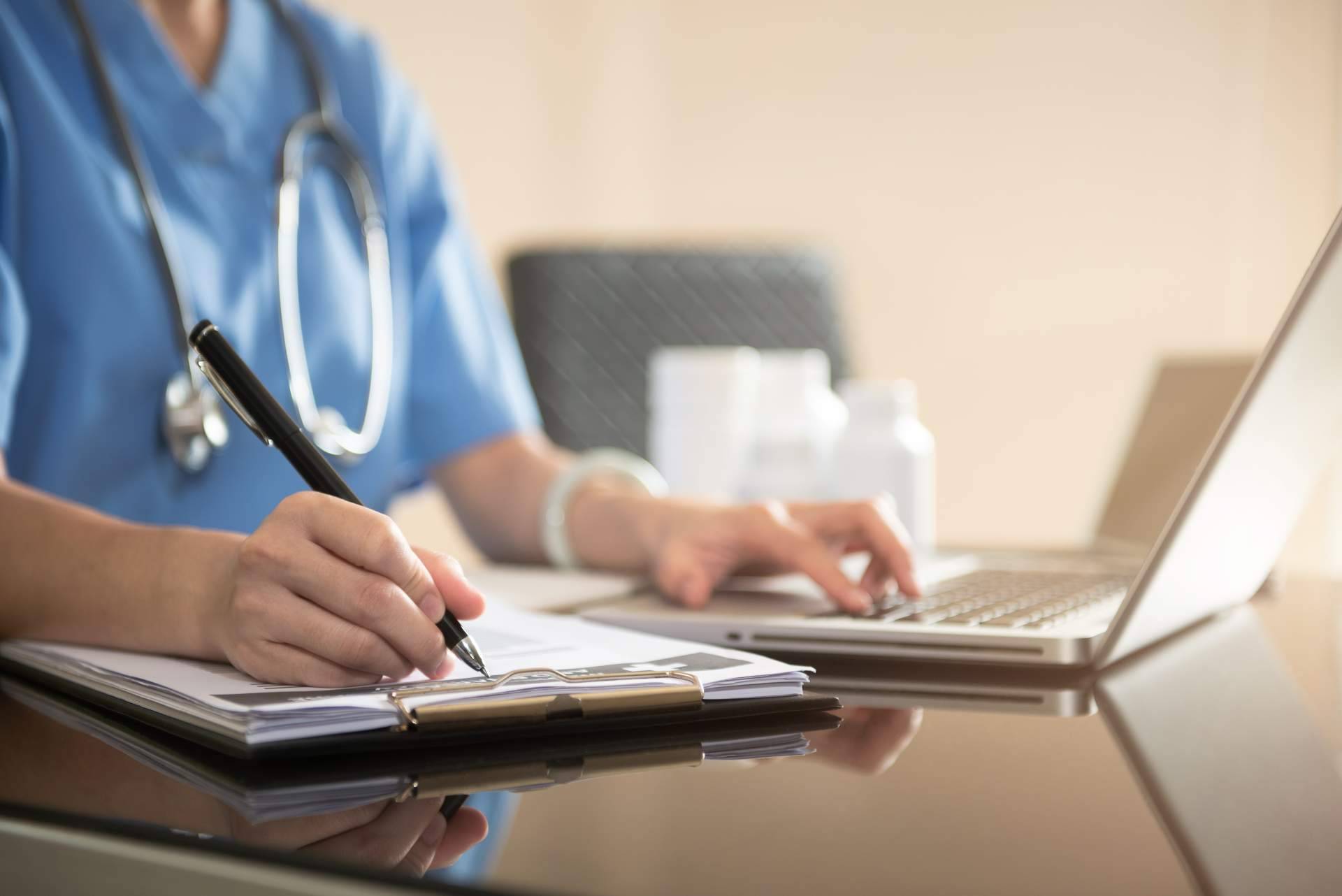 Aula Siena refuerza su apuesta por la formación sanitaria de élite con dos másteres en salud